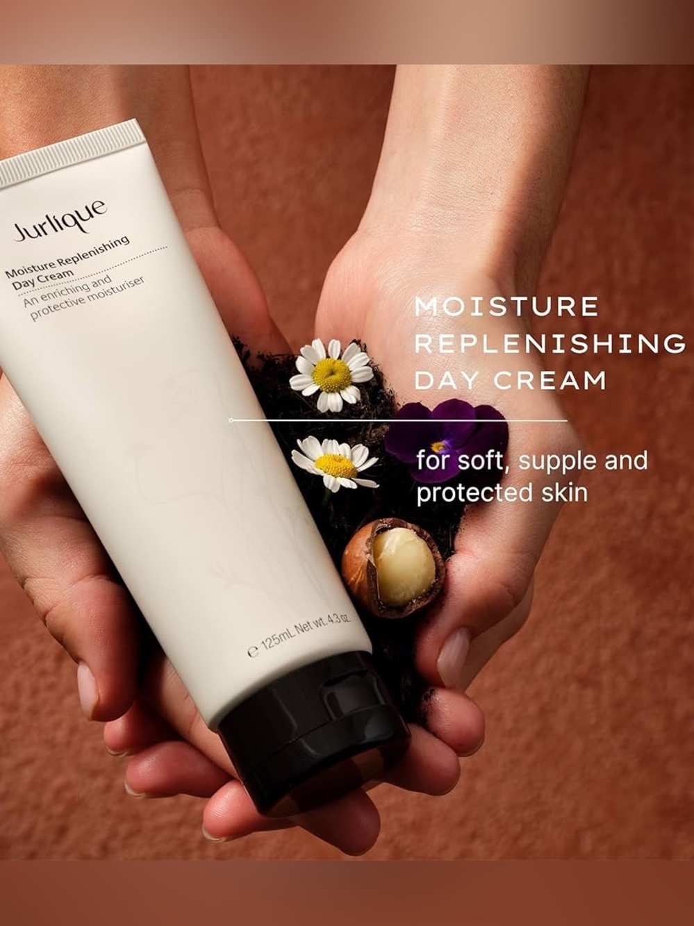 Moisture Replenishing Day Cream — White